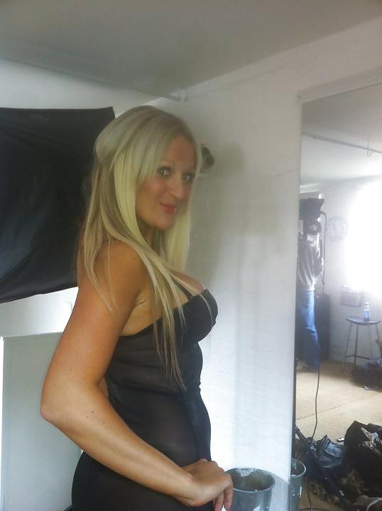 25P British Slut Chelsea Barrett