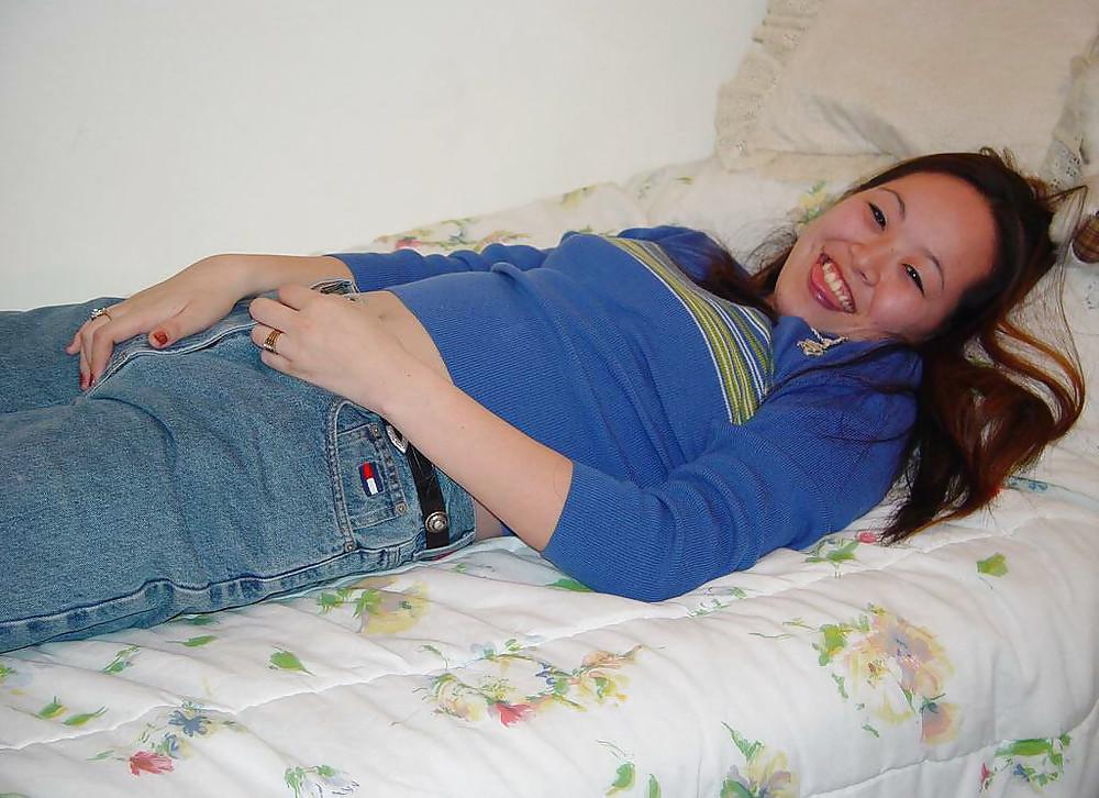 25P CUTE ASIAN TEEN