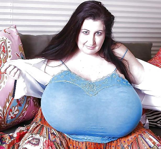 25P BBW big huge butt boobs
