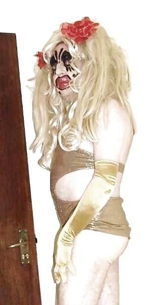 10P Blonde gold tart