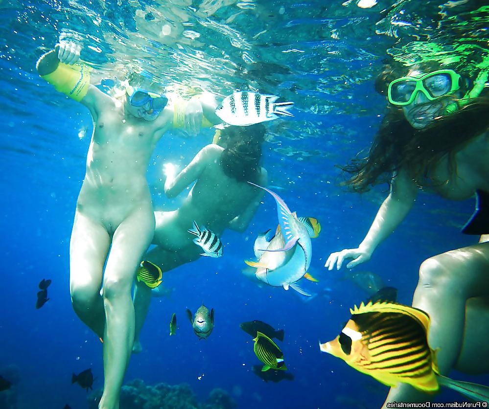 10P Underwater Girls III