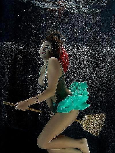 10P Underwater Girls III