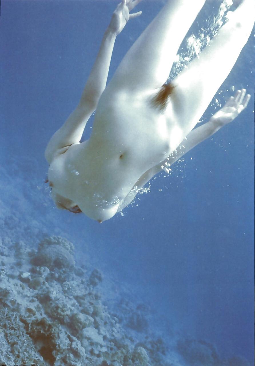 10P Underwater Girls III