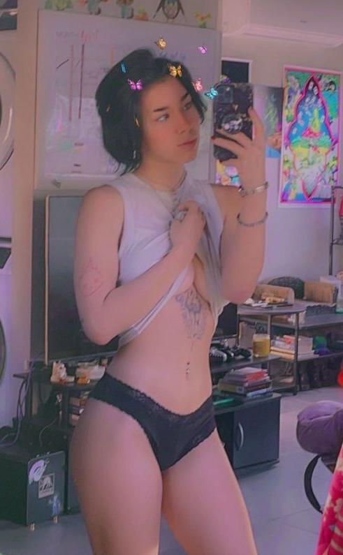 21P Devils.goddess nude