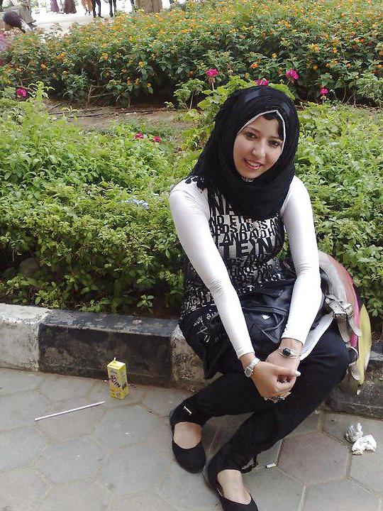 11P Busty arab turkish girls 2