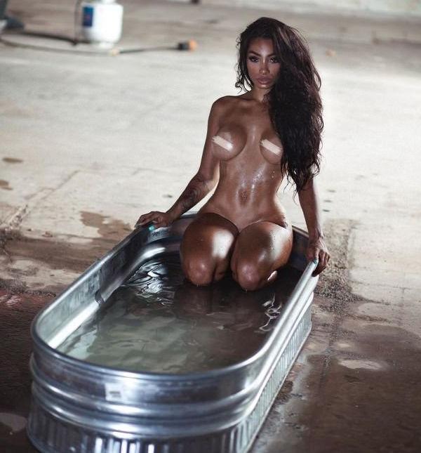 8P Goddess RuhhV nude