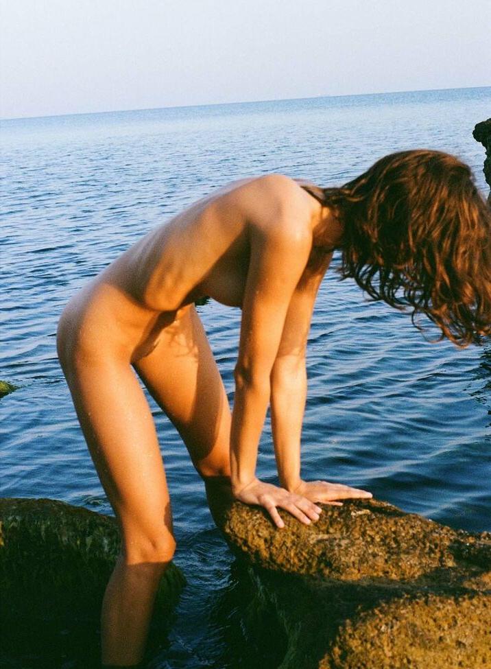 25P Julia Slip nude