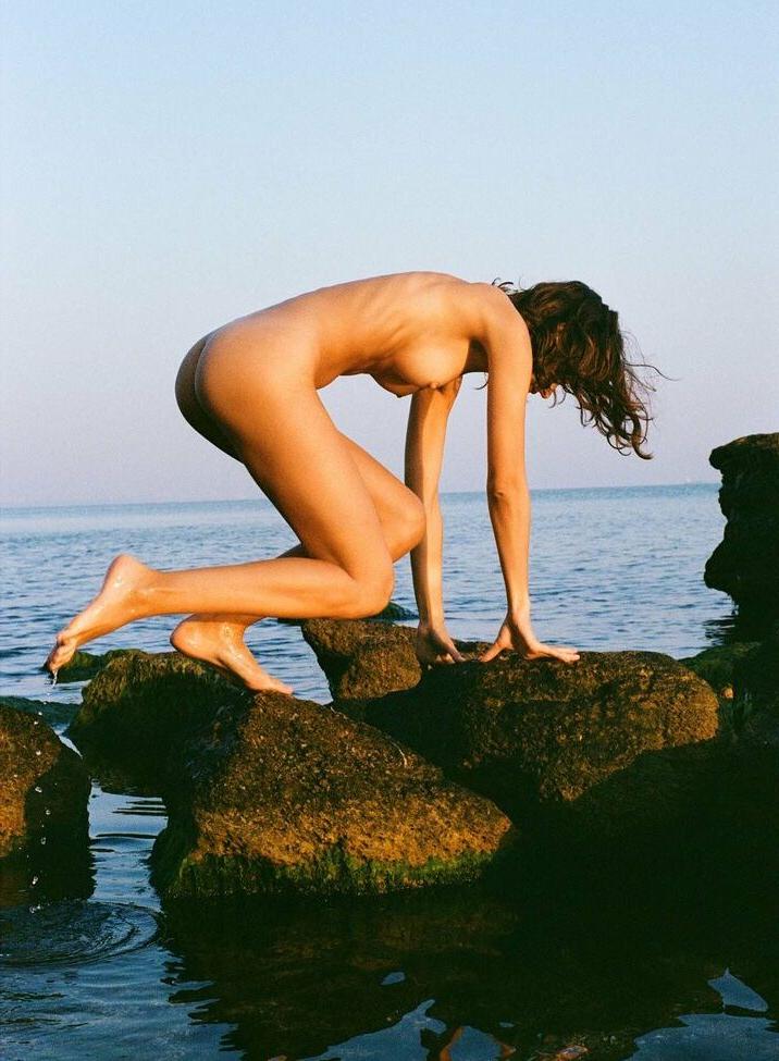 25P Julia Slip nude