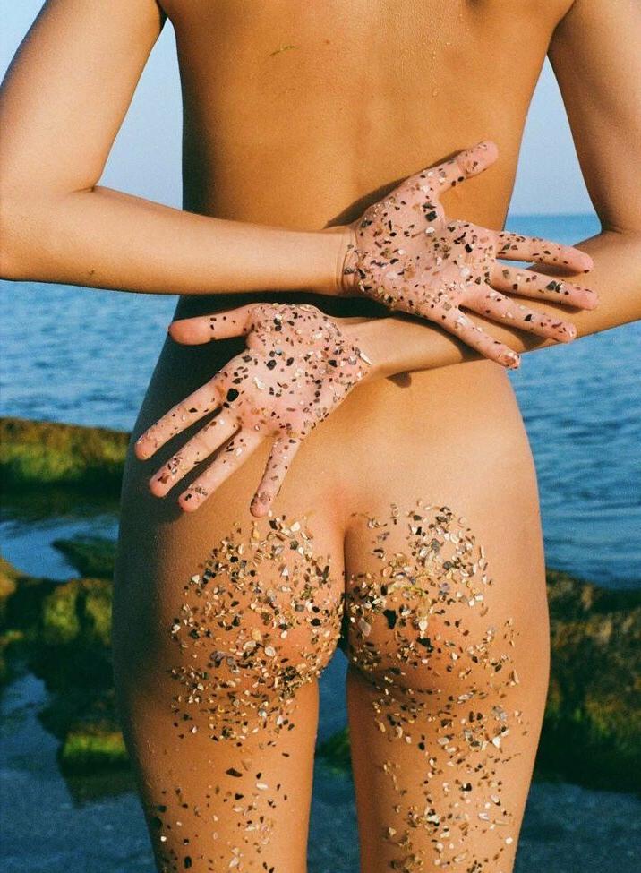 25P Julia Slip nude