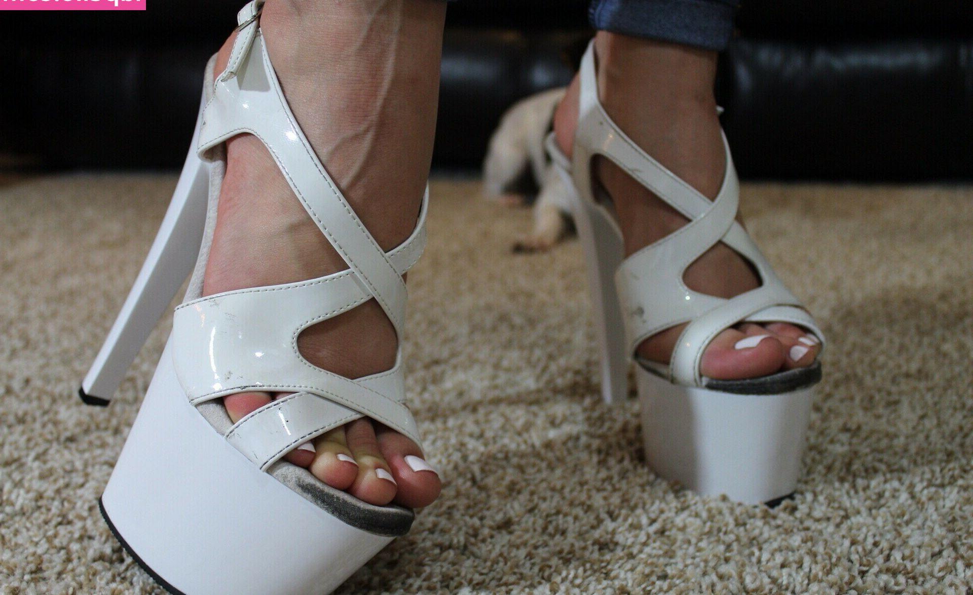 18P Goddess Ivory nude