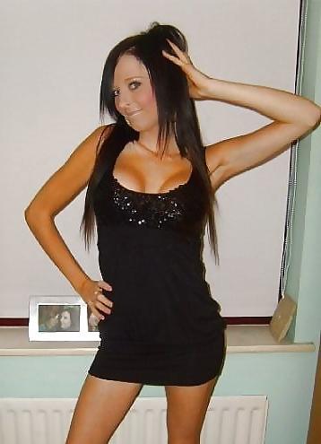 25P More sexy British girls (non nude)...
