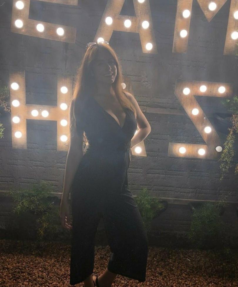 25P Julia Goddess nude