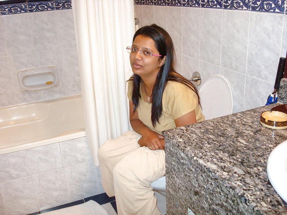 25P Indian Fetish pics