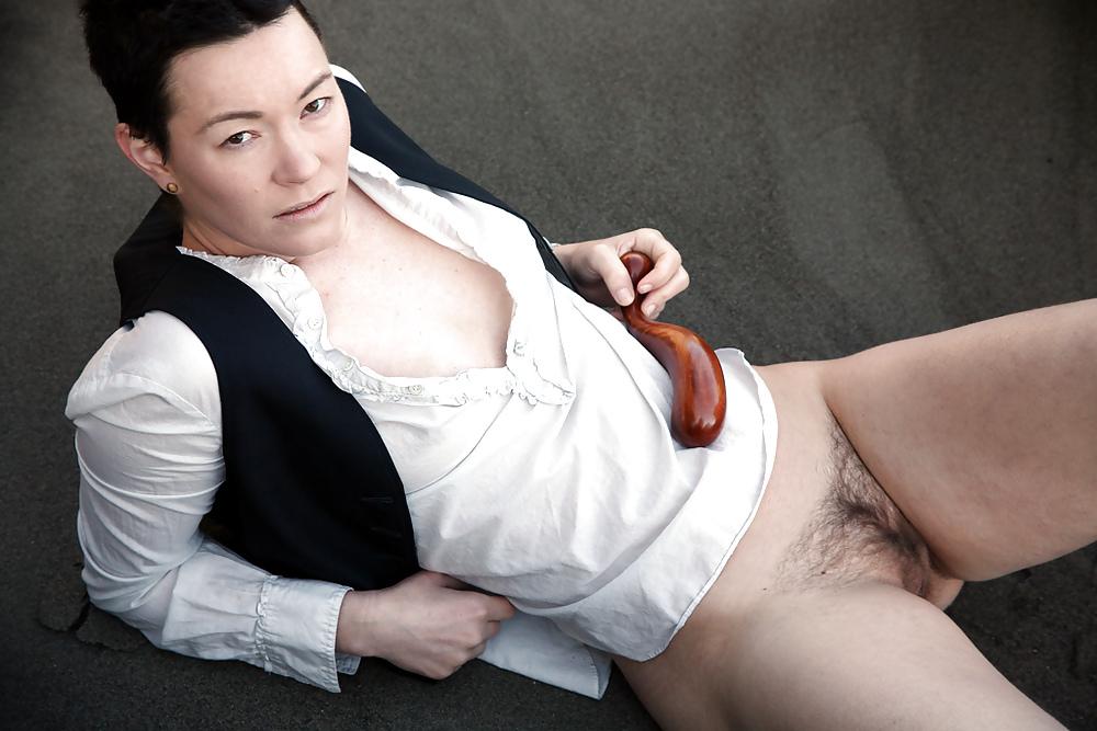 25P Asian Lesbo