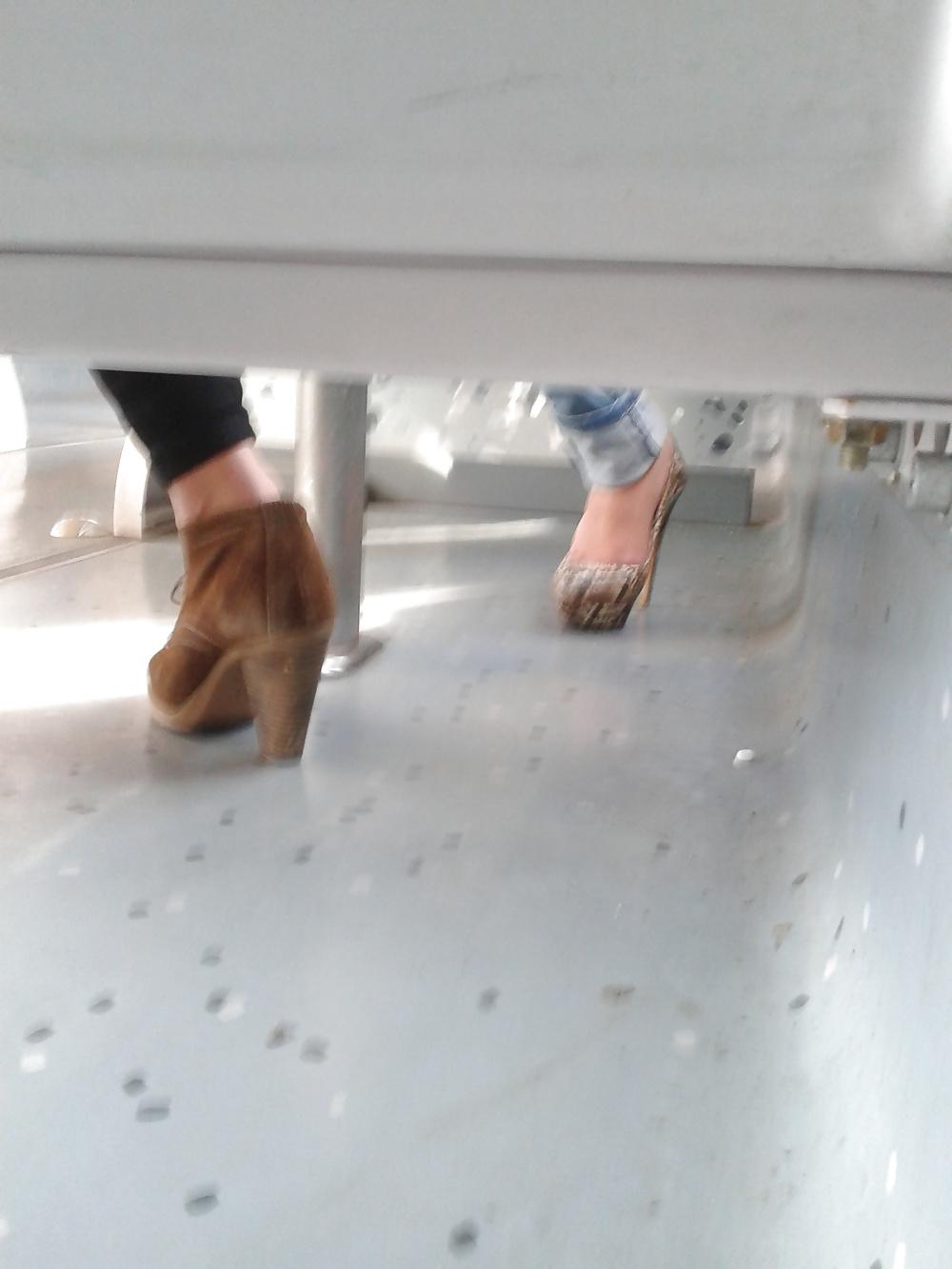 9P French candid feet
