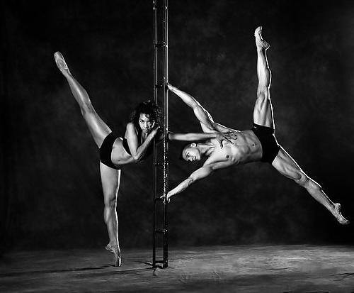 22P Pole-Dancing