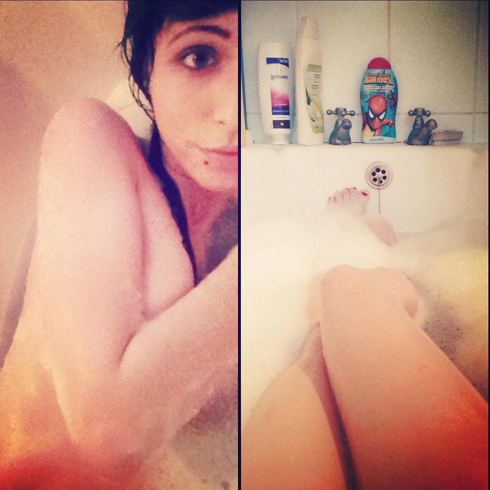 17P Sexy british tumblr girl