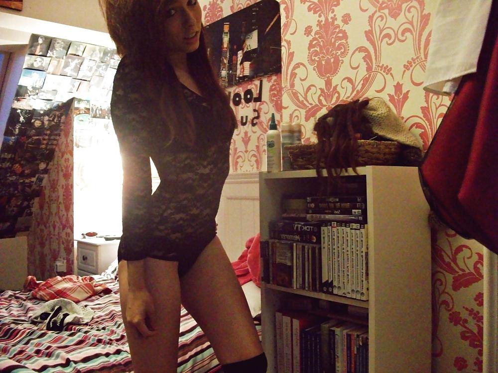 17P Sexy british tumblr girl