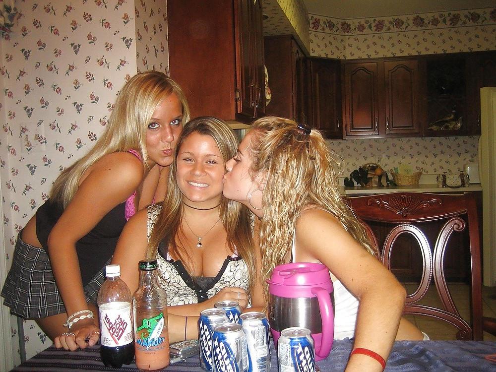24P Vulgar Faces 8 - Give them dirty comment!