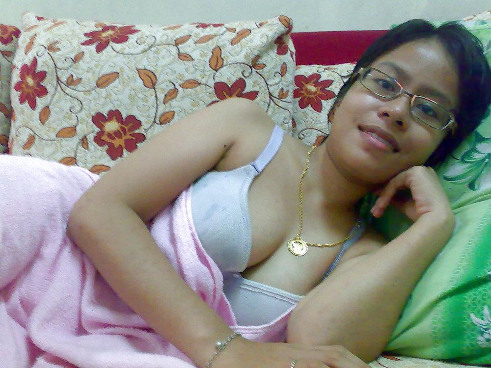 11P Sexy Asian Malay Mizz Fiza