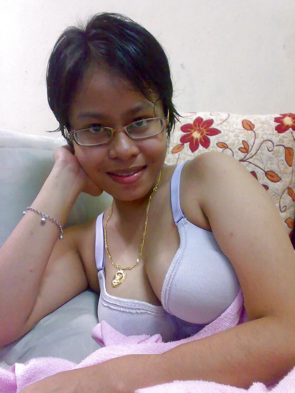11P Sexy Asian Malay Mizz Fiza
