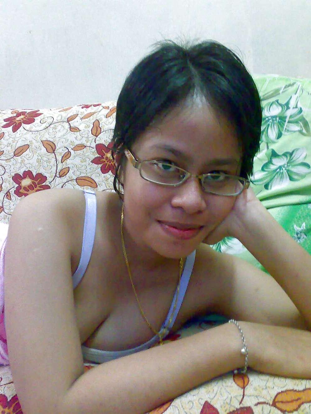 11P Sexy Asian Malay Mizz Fiza