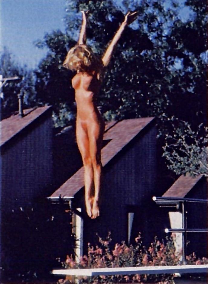 25P Retro Blonde Kym Malin #1