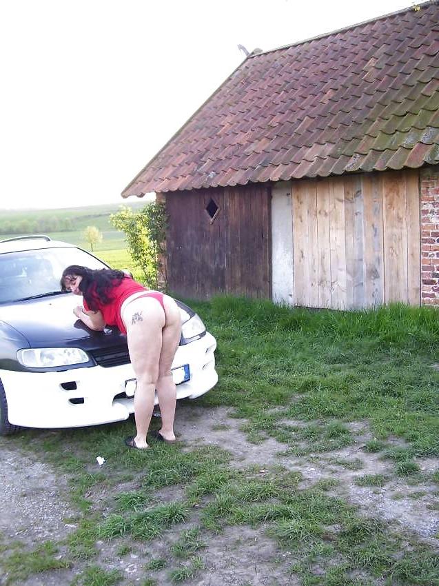 25P Bbw-corinna outdoor slut