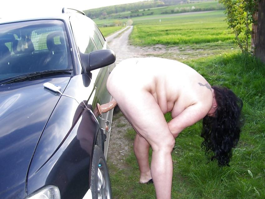 25P Bbw-corinna outdoor slut