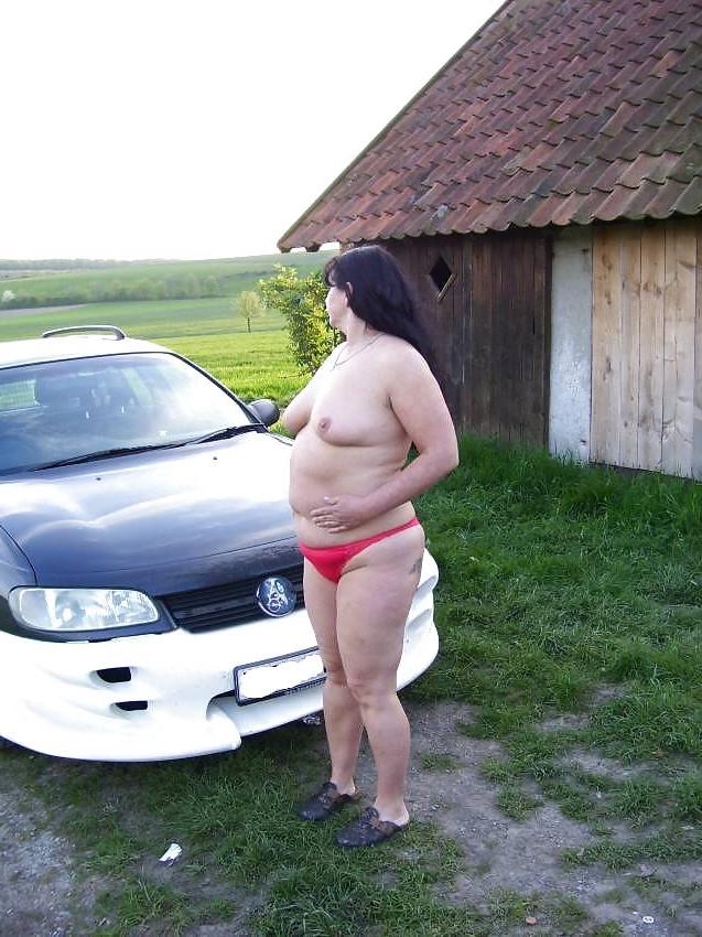 25P Bbw-corinna outdoor slut