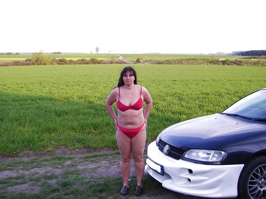 25P Bbw-corinna outdoor slut