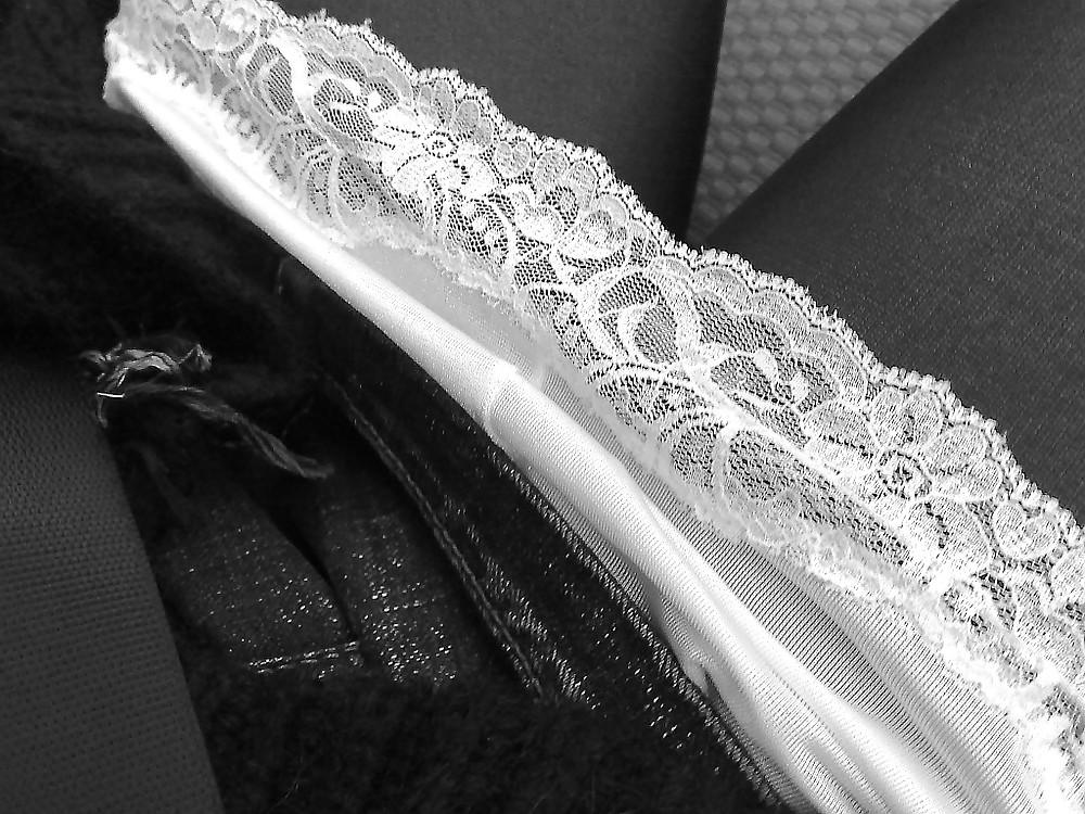 25P Slip views