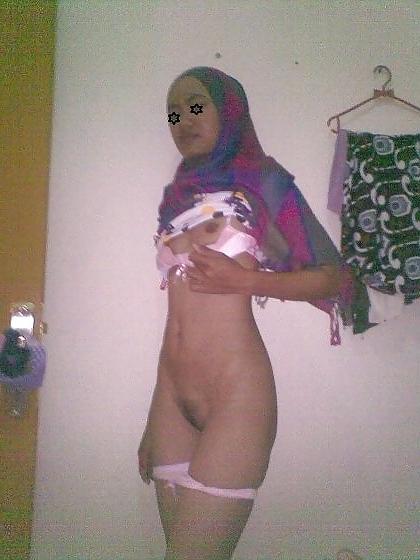 8P Asian Bondage Hijab