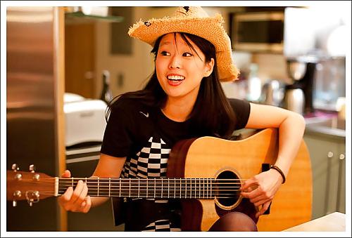 19P Esther Ku Hot Asian Comedian