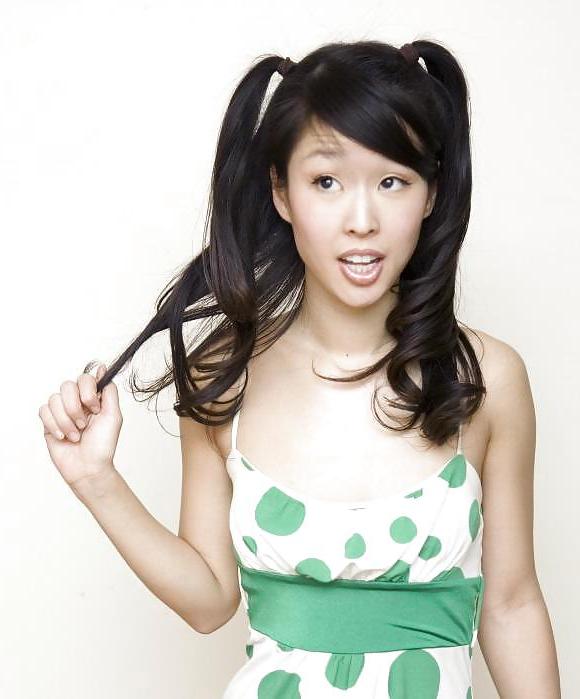 19P Esther Ku Hot Asian Comedian