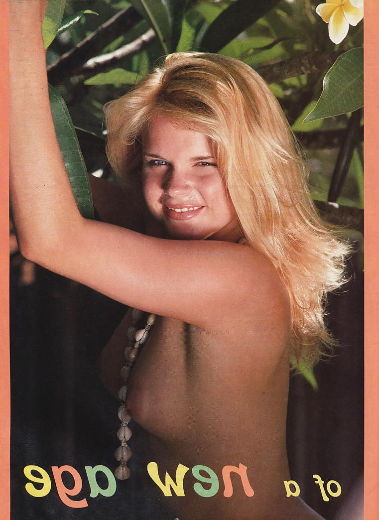 15P Klassischer blonder Teenager – DAWN