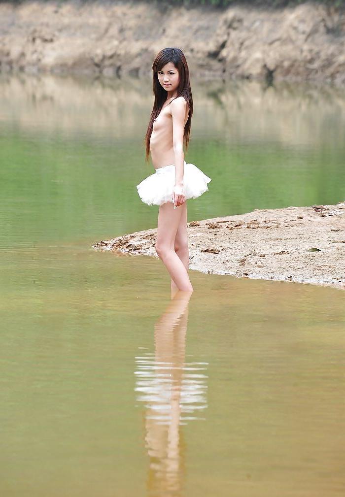 25P Asian in Nature