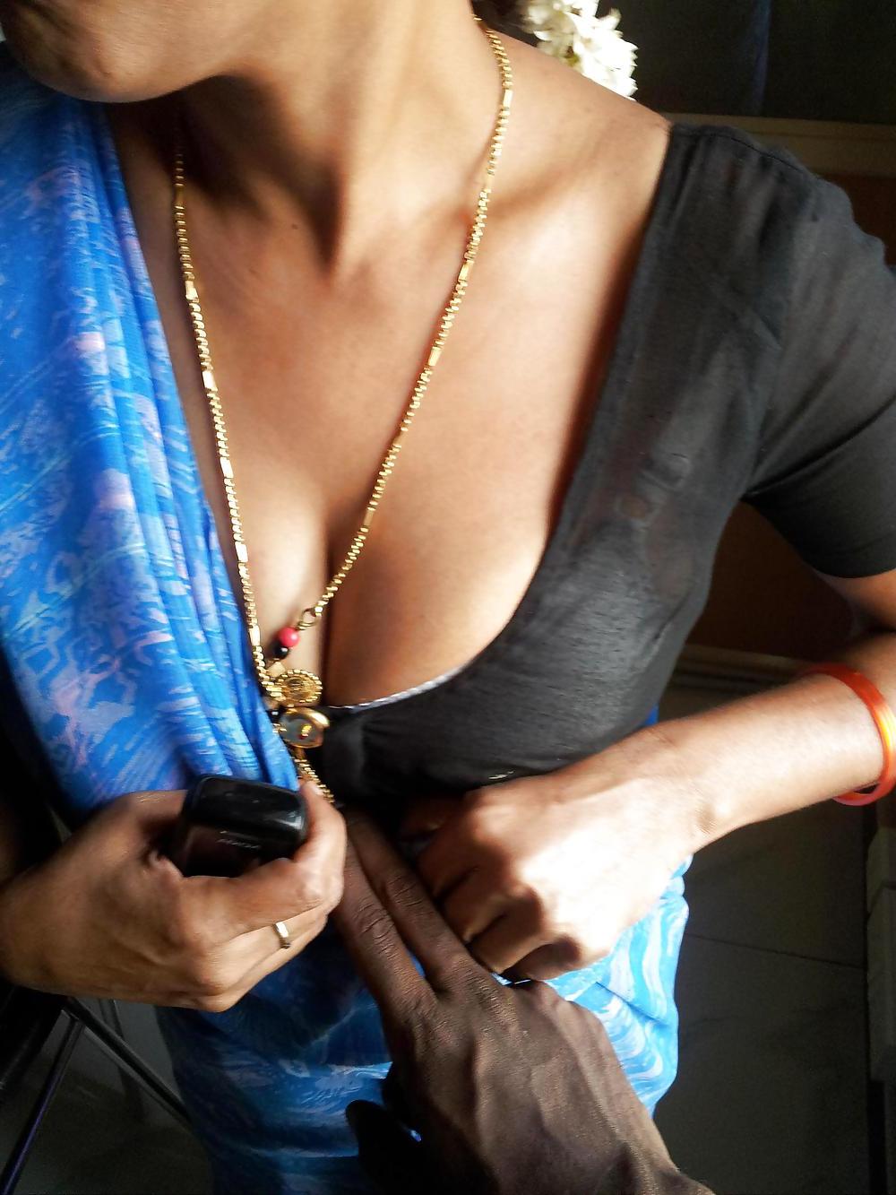 7P My sexy cleavage