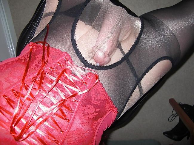 12P Red Basque