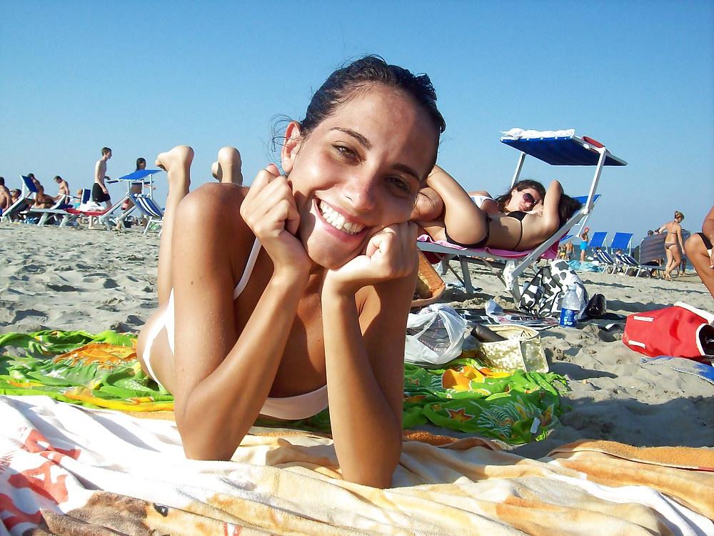 21P Gorgeous Slut on Vacation