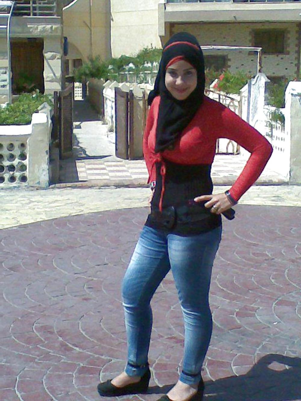 8P Arab turkish girls 16