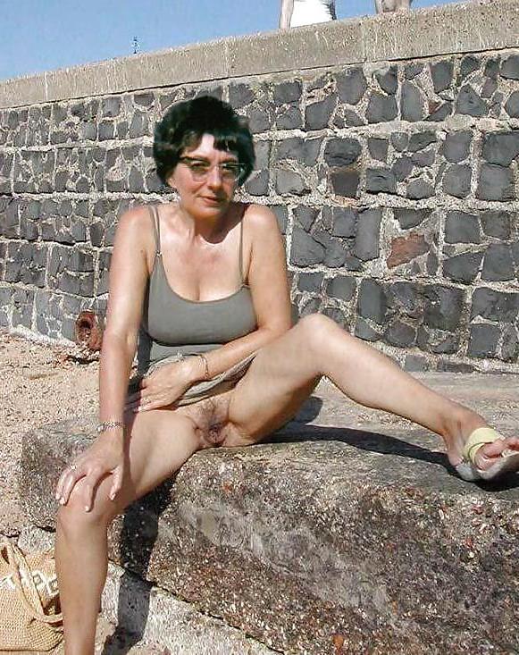 16P Naughty women