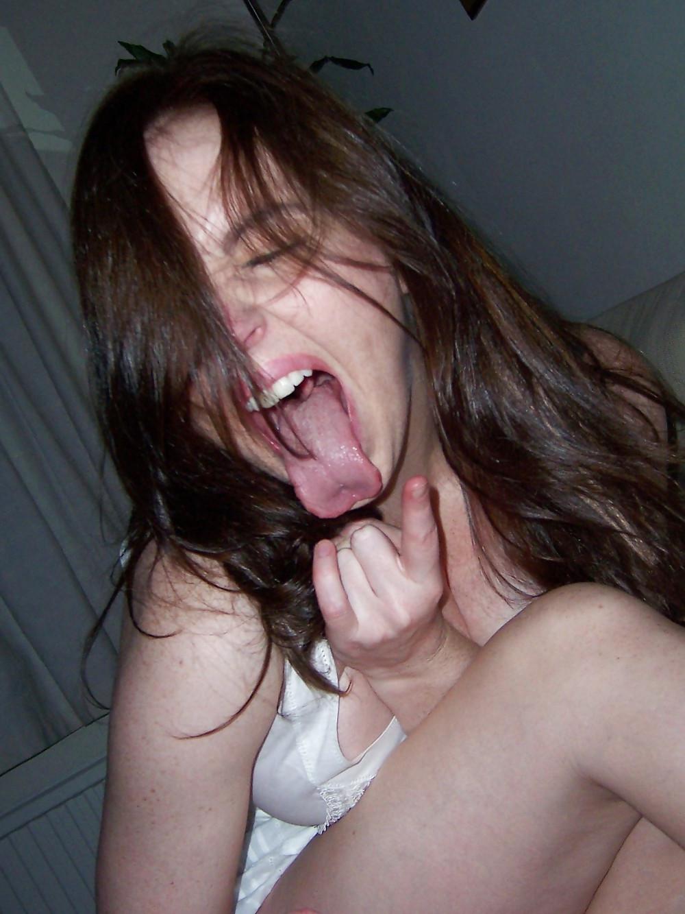 25P Sexy Cleavage Milf
