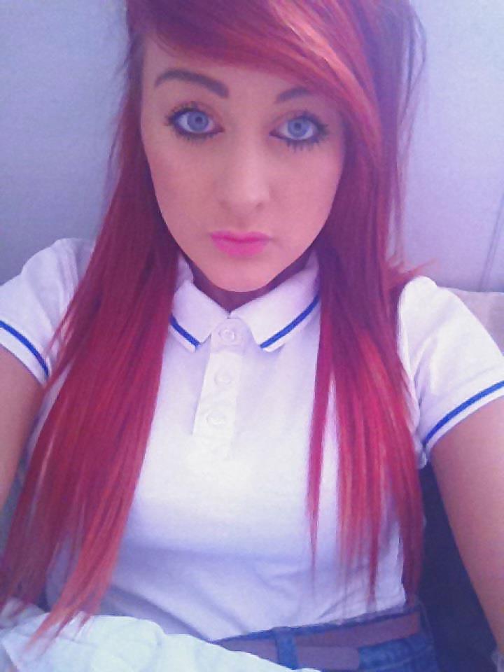 22P British Facebook Teens (nn)