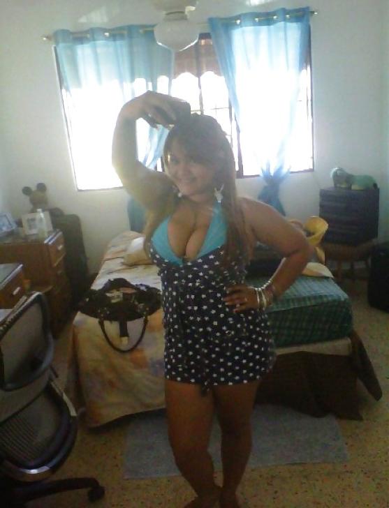 25P Latino Cleavage