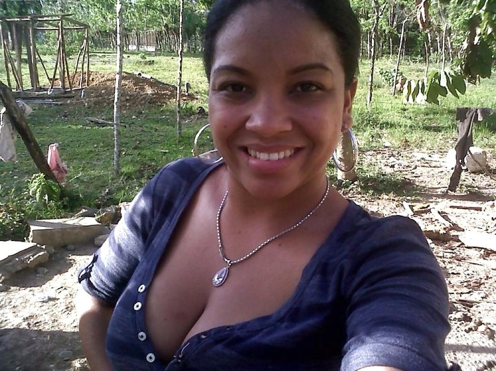 25P Latino Cleavage