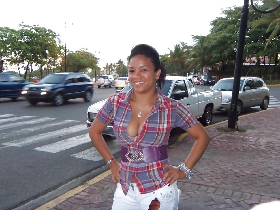 25P Latino Cleavage