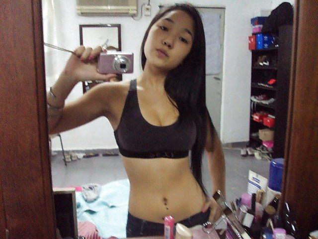 25P Asian teen girl babe!!