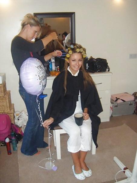 25P Lot's asked me to post Roxanne's wedding pics. Have fun so