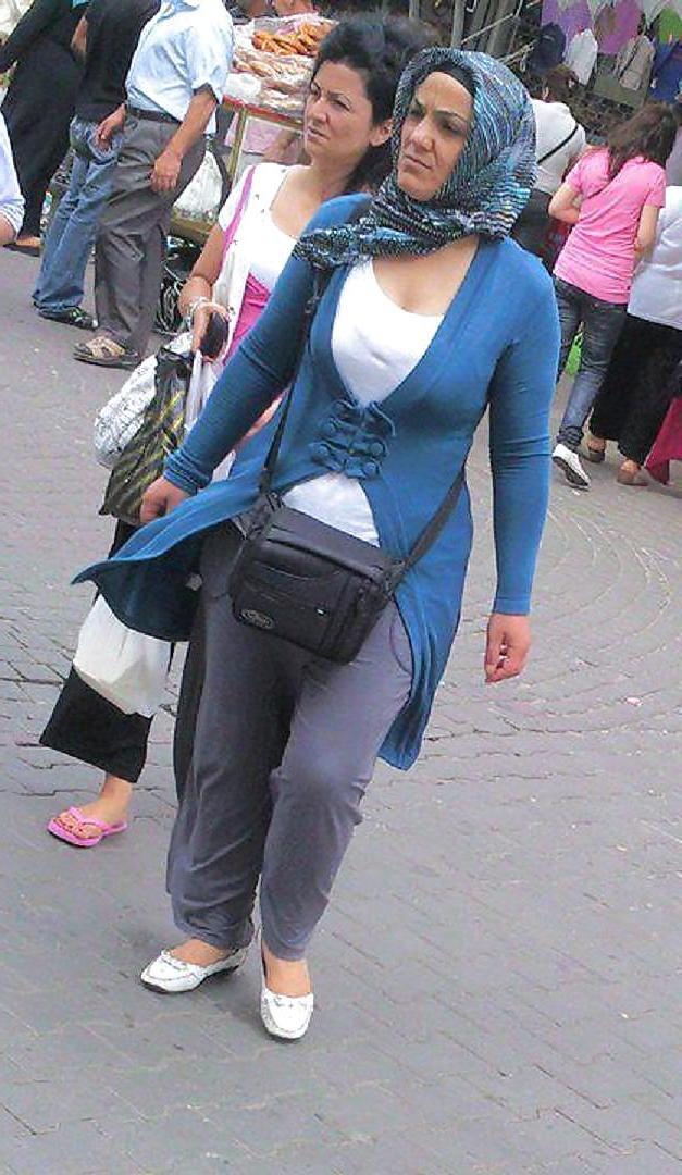 6P Busty arab turkish girls 3